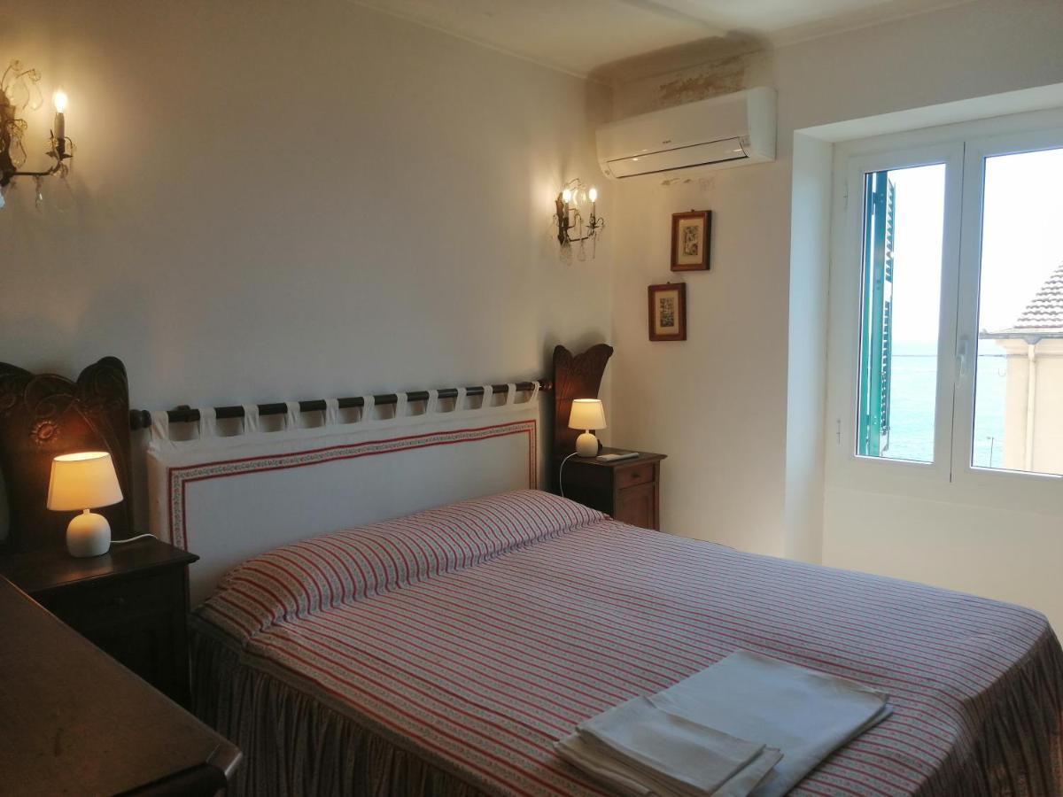 チェルヴォCasa Del Sole Affacciato Sul Mareアパートメント エクステリア 写真
